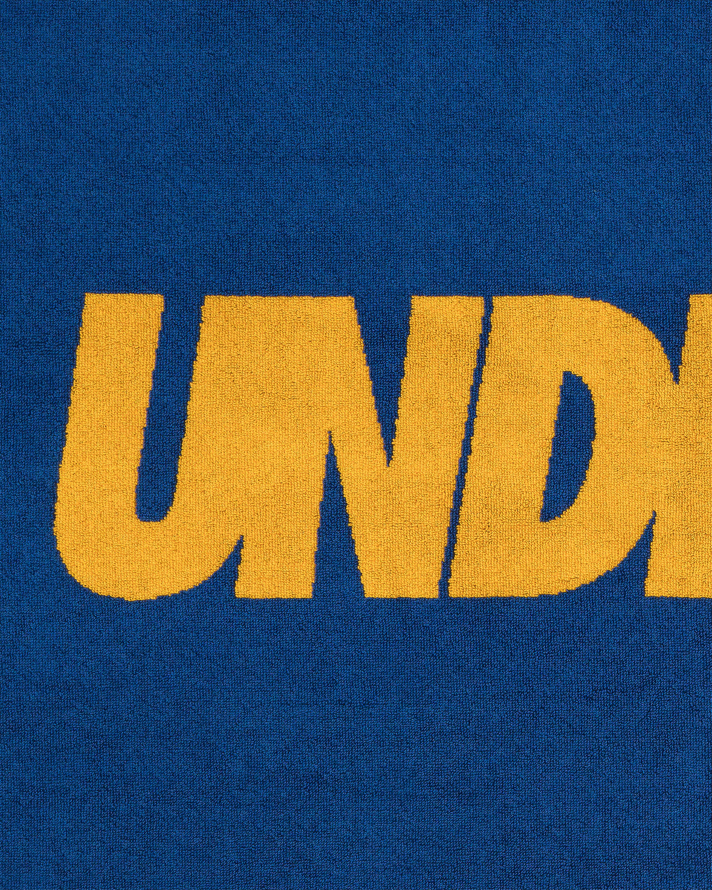 UNDEFEATED LOGO BEACH TOWEL - Image 9