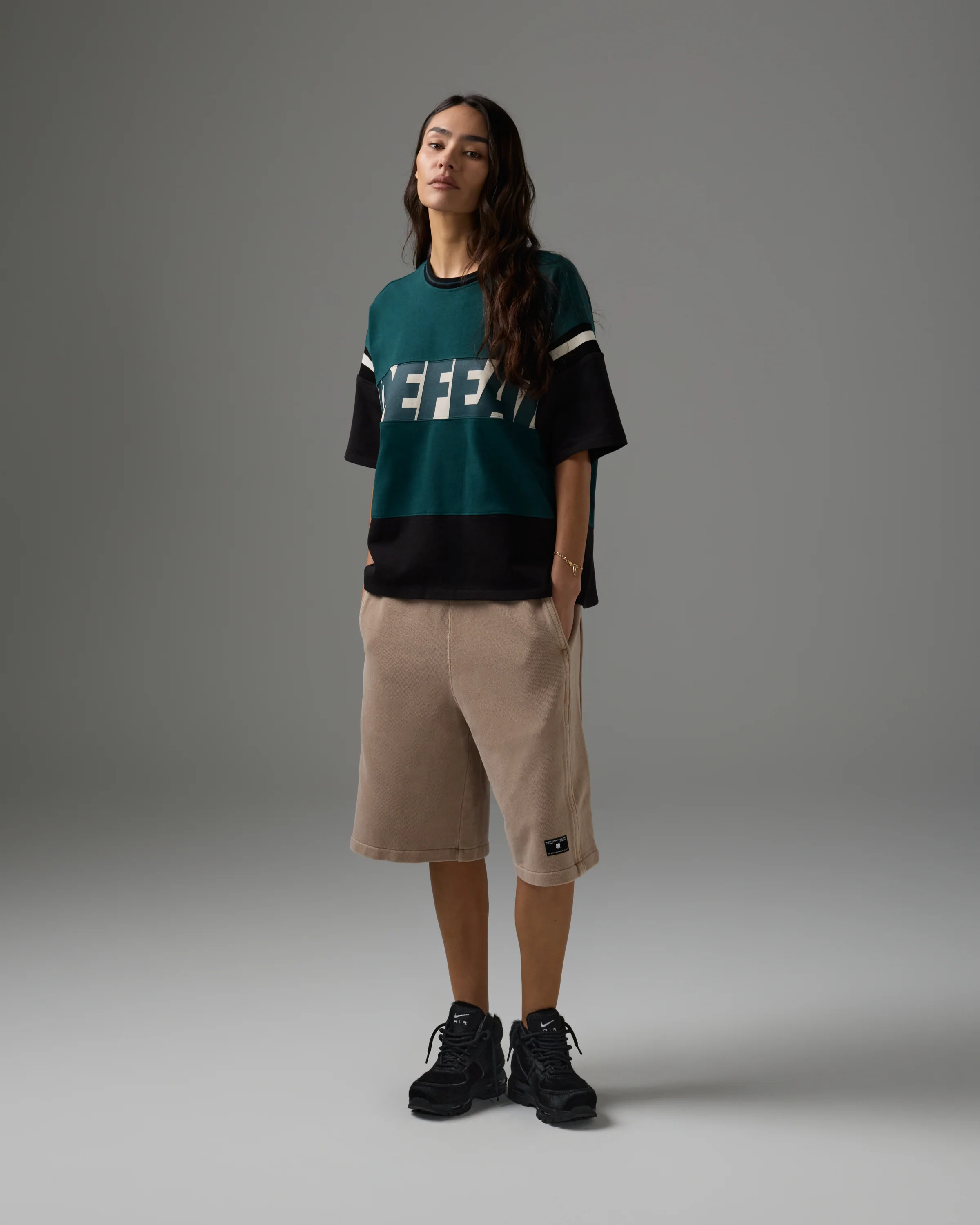 UNDEFEATED PANELED S/S TEE - Image 14