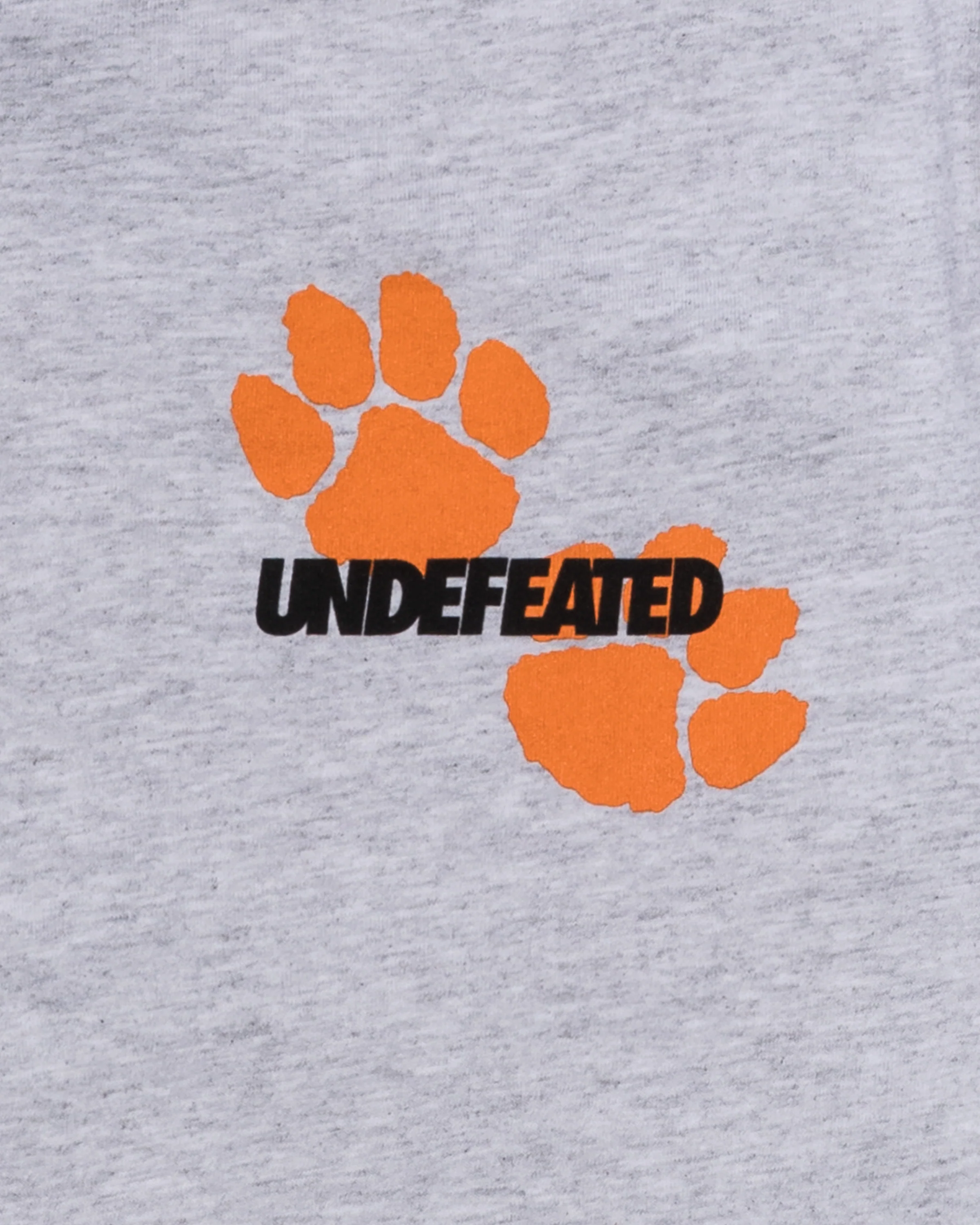 UNDEFEATED PLAY DIRTY S/S TEE - Image 11