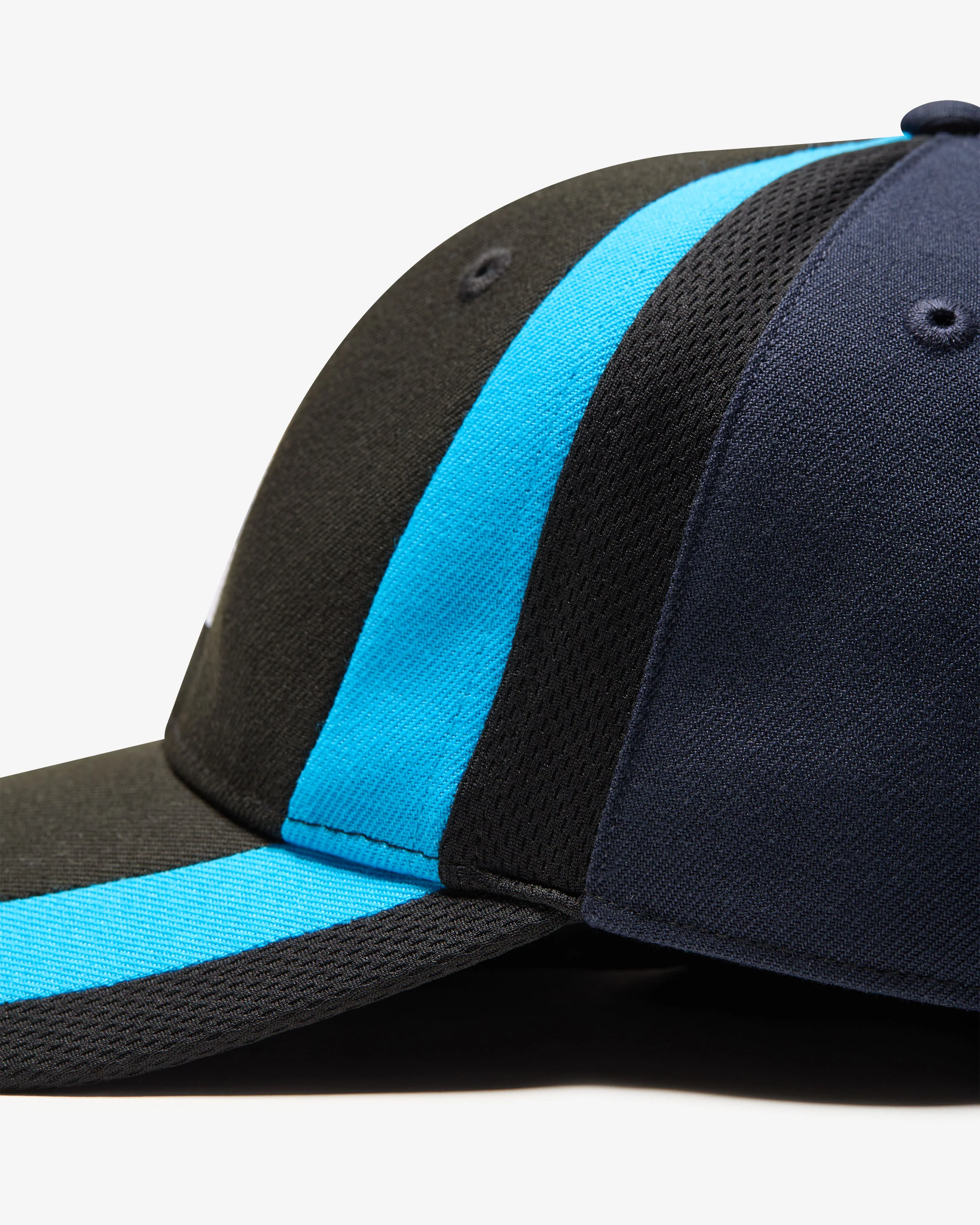 UNDEFEATED STRIPE STRAPBACK - Image 5