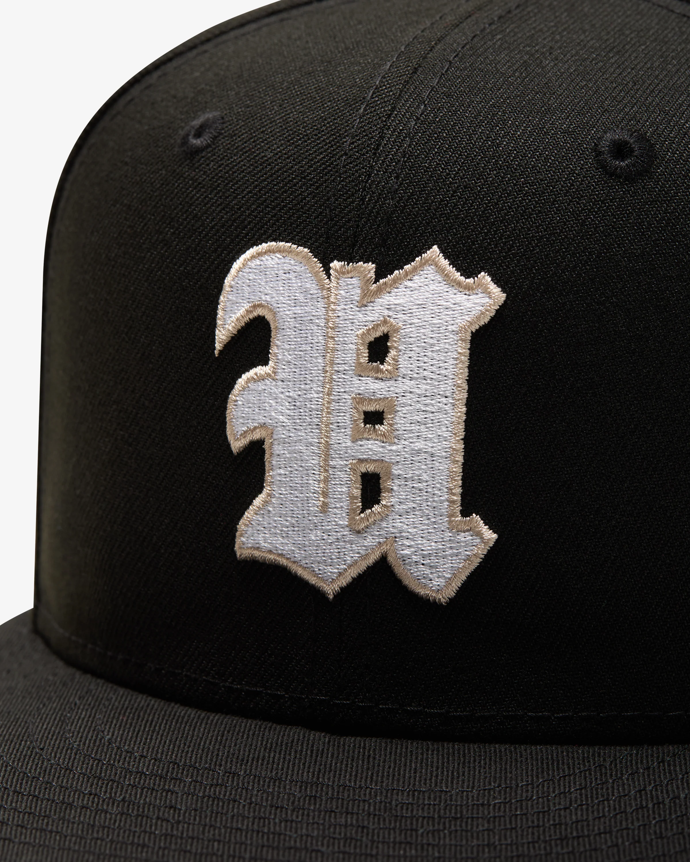 UNDEFEATED X NE BASEBALL FITTED - Image 4