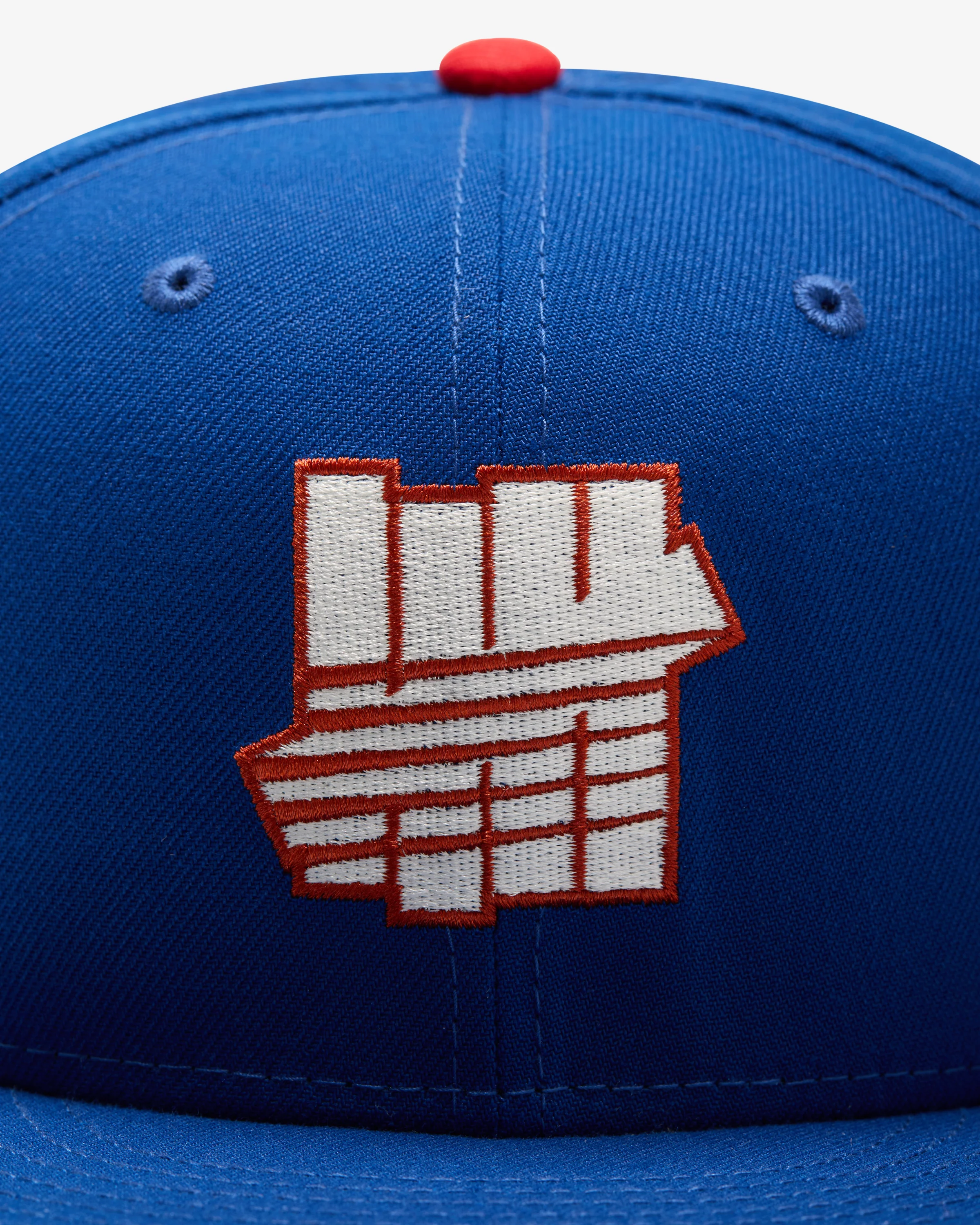 UNDEFEATED X NE ICON CREST FITTED - Image 6