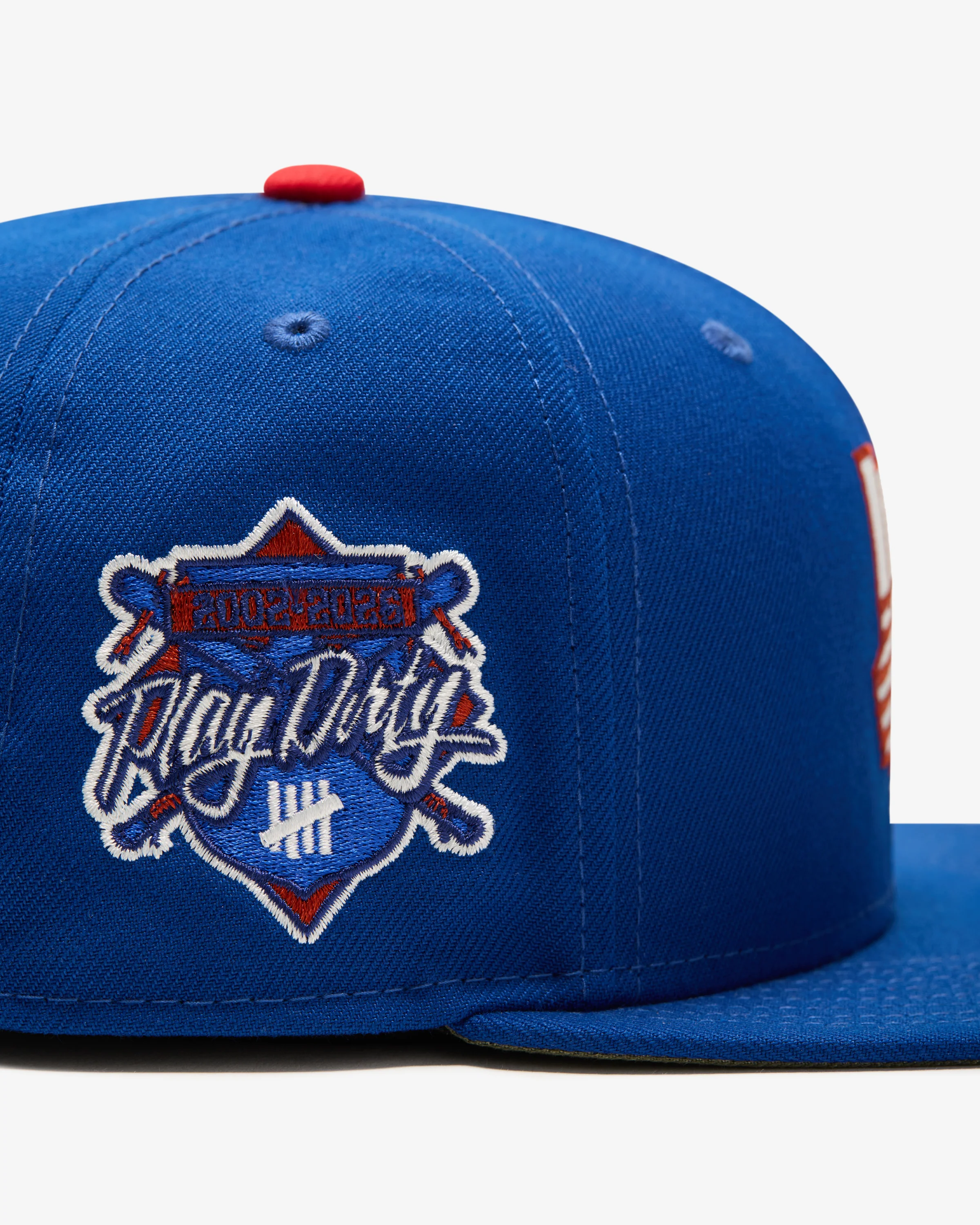 UNDEFEATED X NE ICON CREST FITTED - Image 7