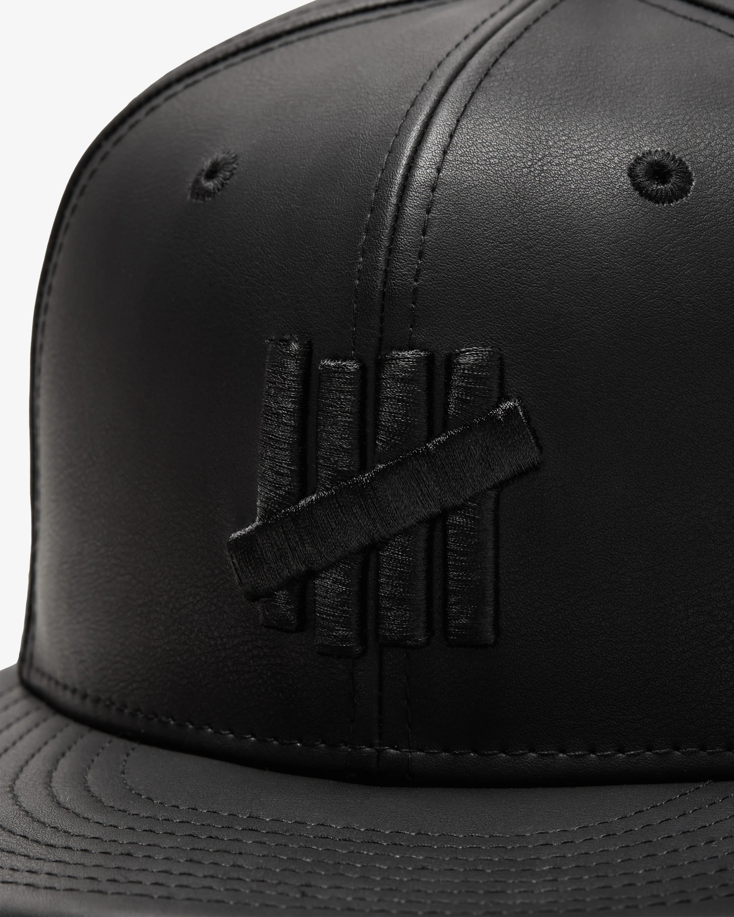 UNDEFEATED X NE LEATHER ICON FITTED - BLACK - Image 3