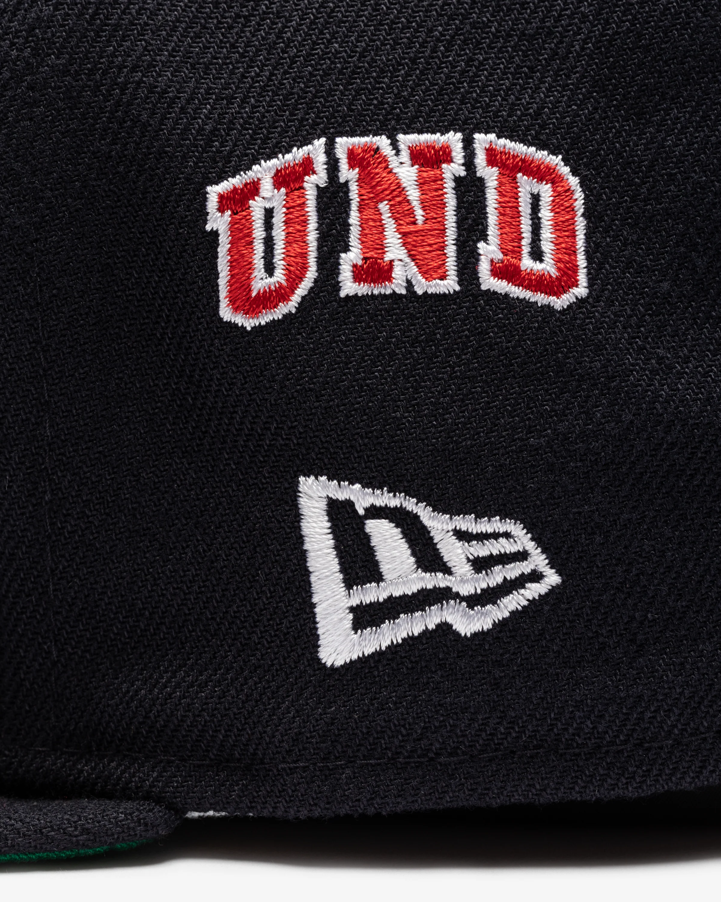 UNDEFEATED X NE X MLB FITTED - BOSTON RED SOX - Image 4