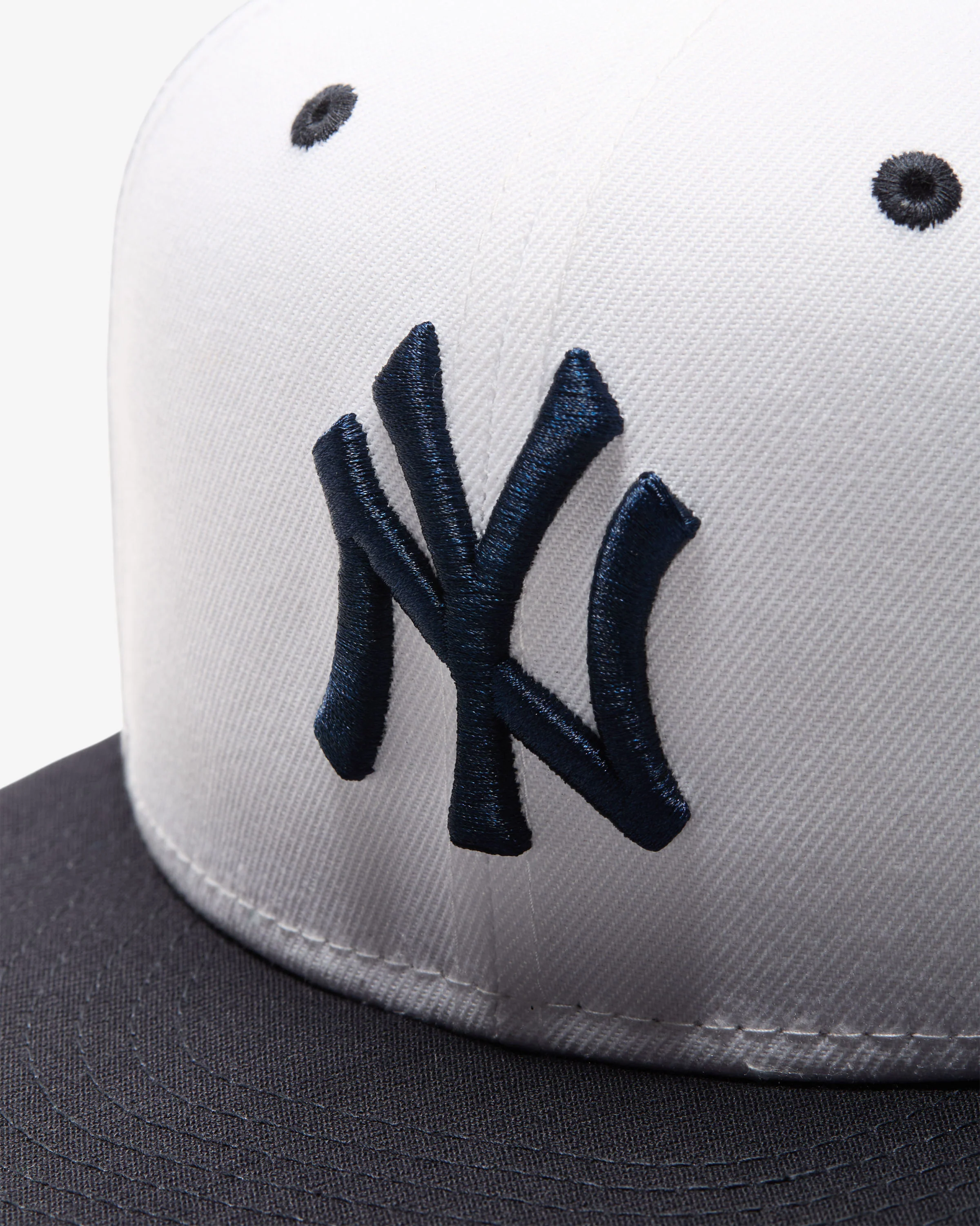 UNDEFEATED X NEW ERA NY YANKEES 59FIFTY FITTED - Image 15