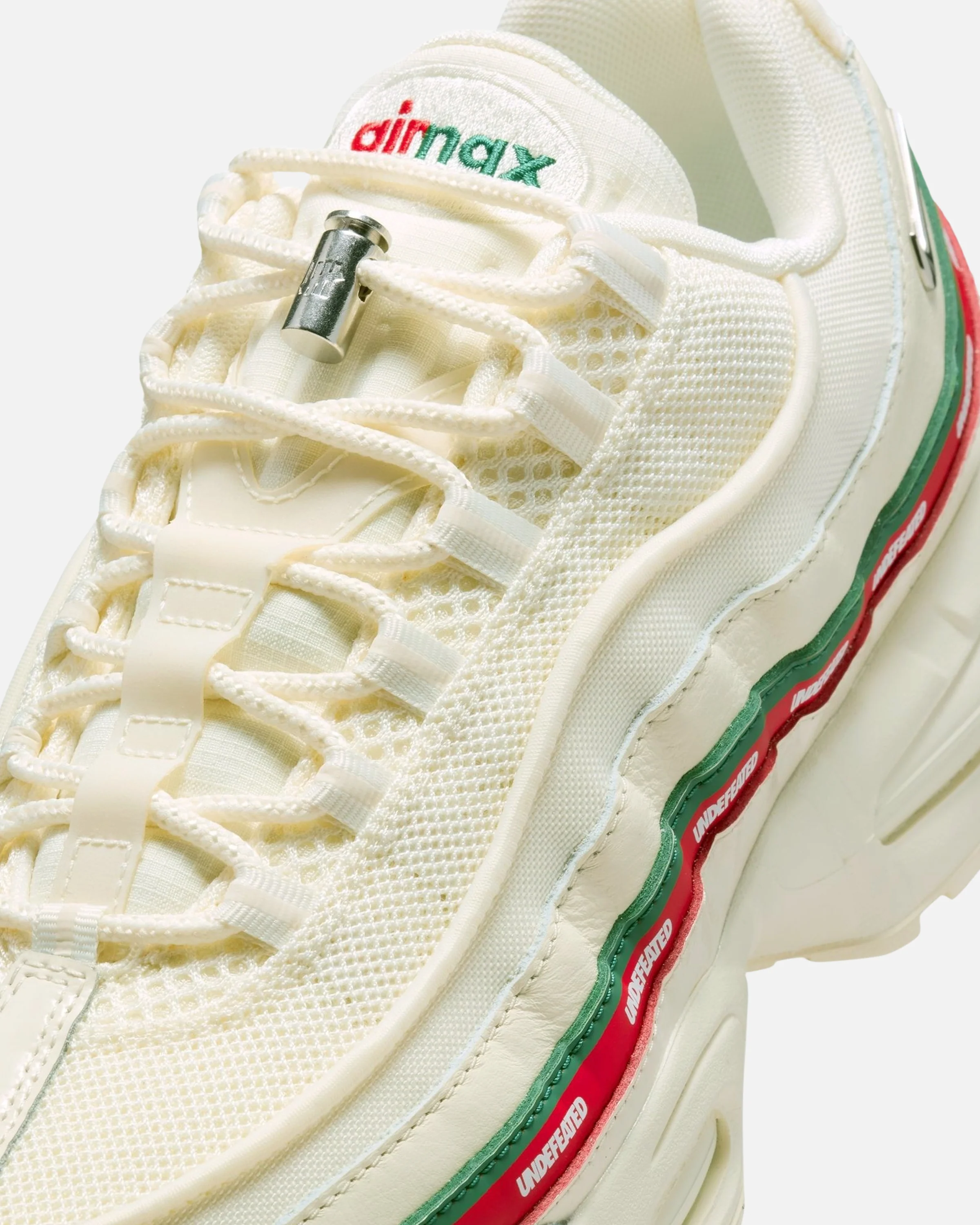 UNDEFEATED X NIKE AIR MAX 95 SP - SAIL/ METALLICSILVER - Image 7