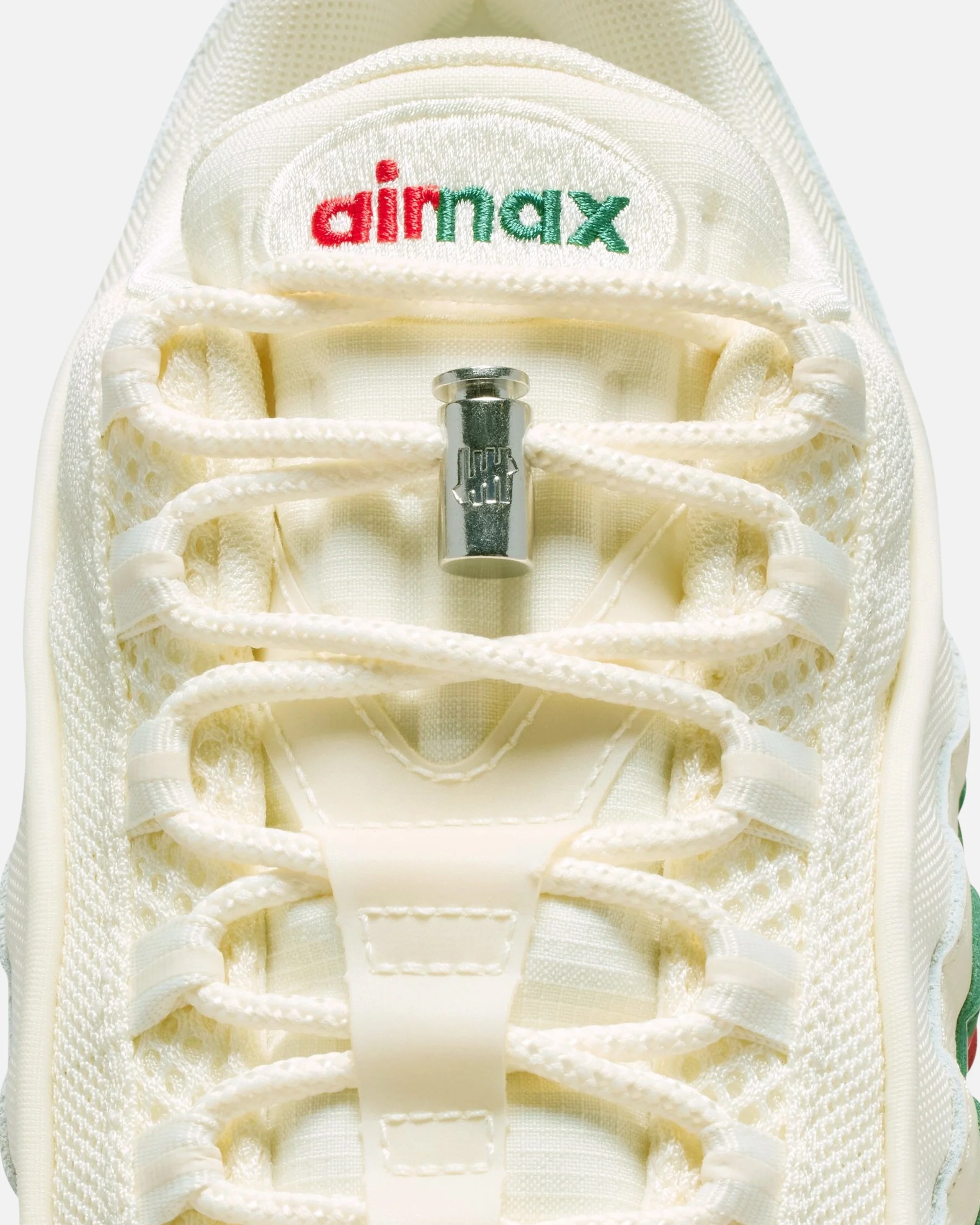 UNDEFEATED X NIKE AIR MAX 95 SP - SAIL/ METALLICSILVER - Image 8