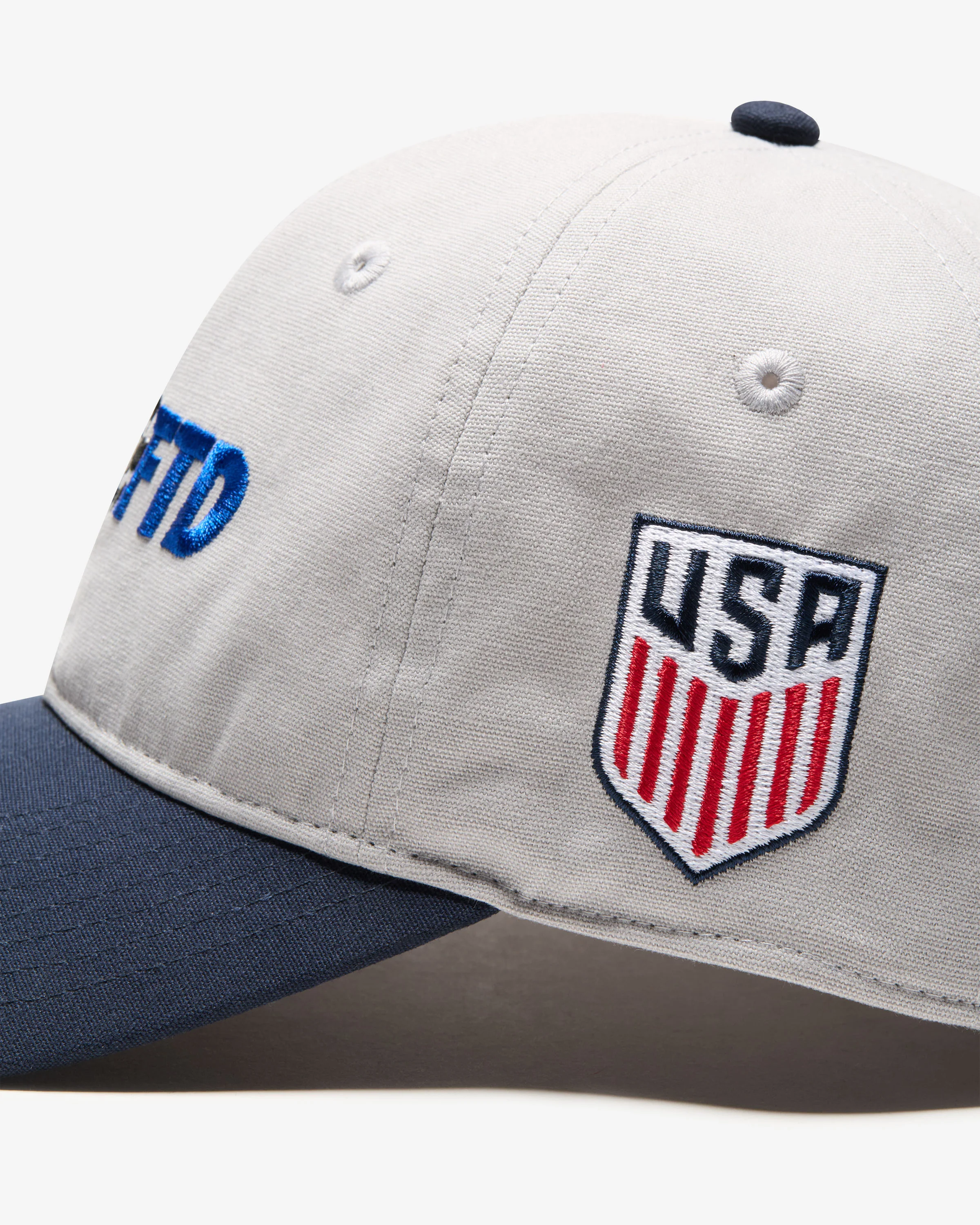 UNDEFEATED X US SOCCER LOGO SNAPBACK - GREY/ NAVY - Image 5